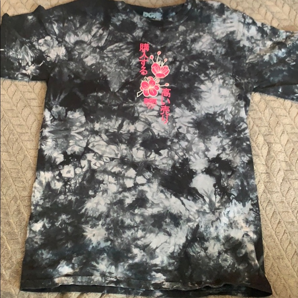 Tie die shirt
